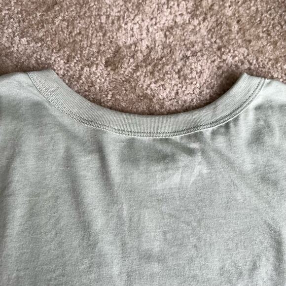 NWT Disney Princess Tiana Aqua Gray Short Sleeve T-Shirt Size: Small - Picture 11 of 12